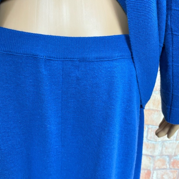 Adolfo Collectibles Vintage Sweater Skirt Set - Picture 8 of 14